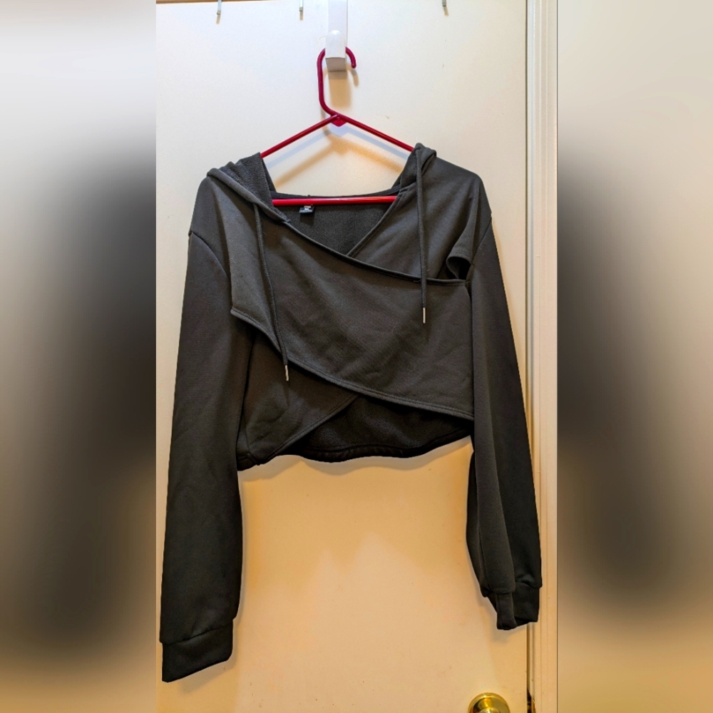 Cropped hoodie